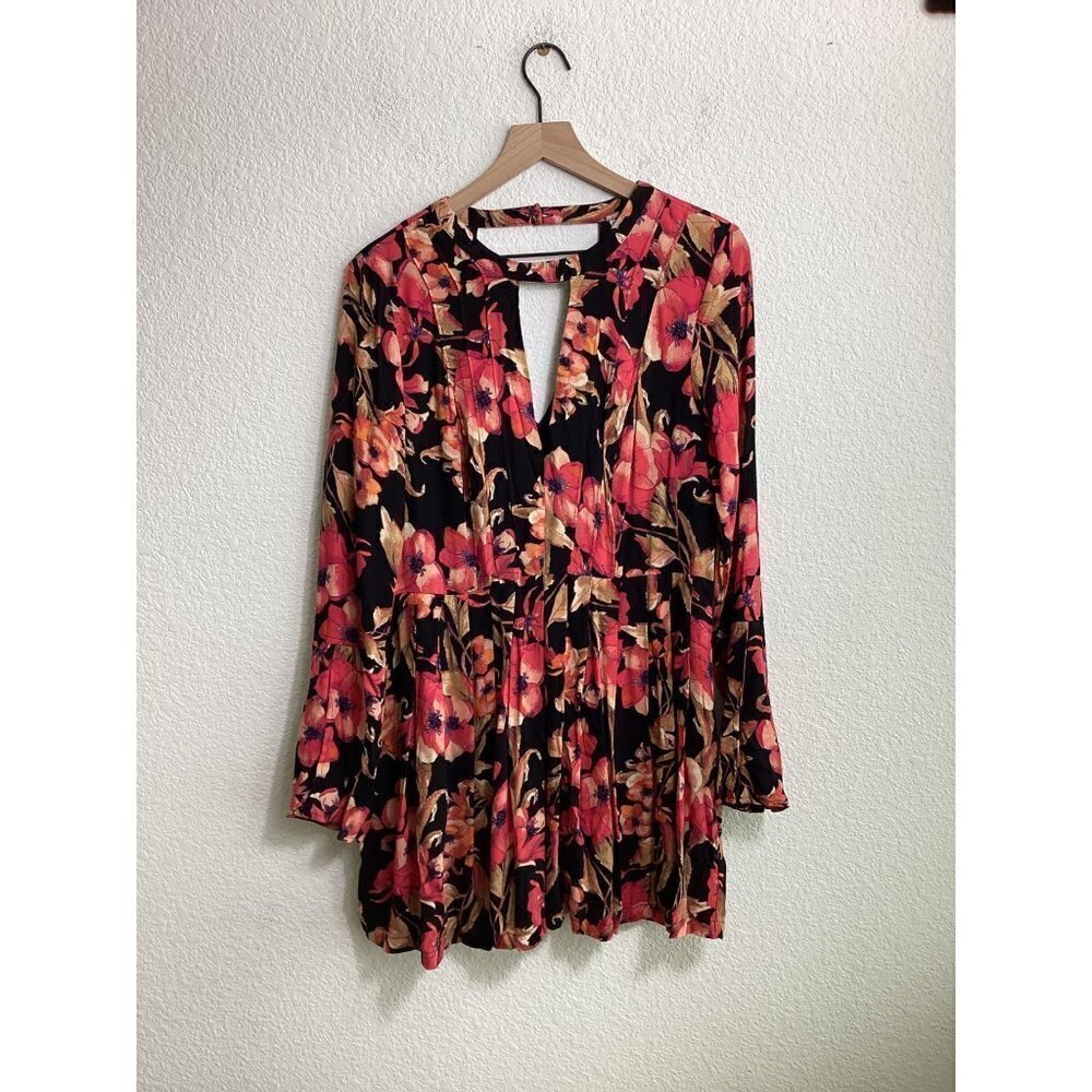Free People Tegan Red Black Mini Dress Size 12 Bell Sleeves Pockets Boho Style - Picture 2 of 14